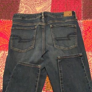 AMERICAN EAGAL SKINNY JEANS